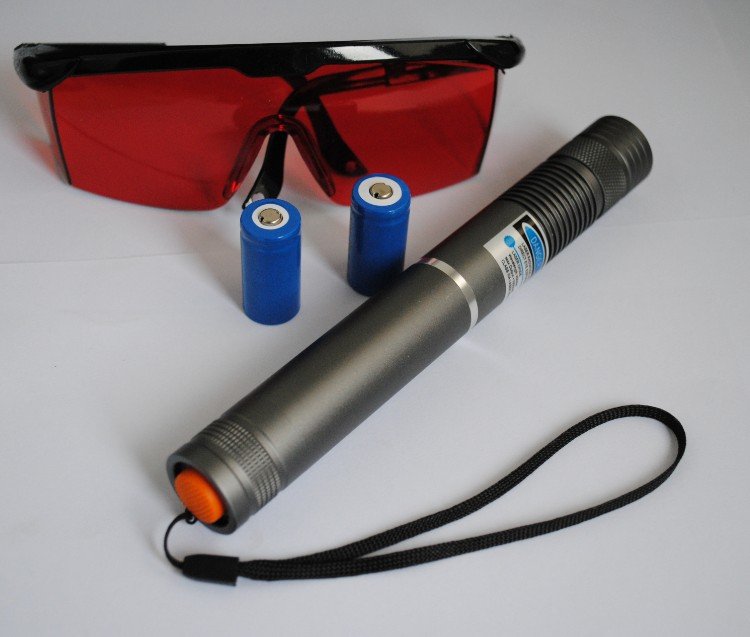 New!! sell 500mW Green laser pointer,Quality Assurance!!
